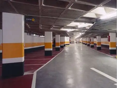 Parking de Garaje en venta en Badalona