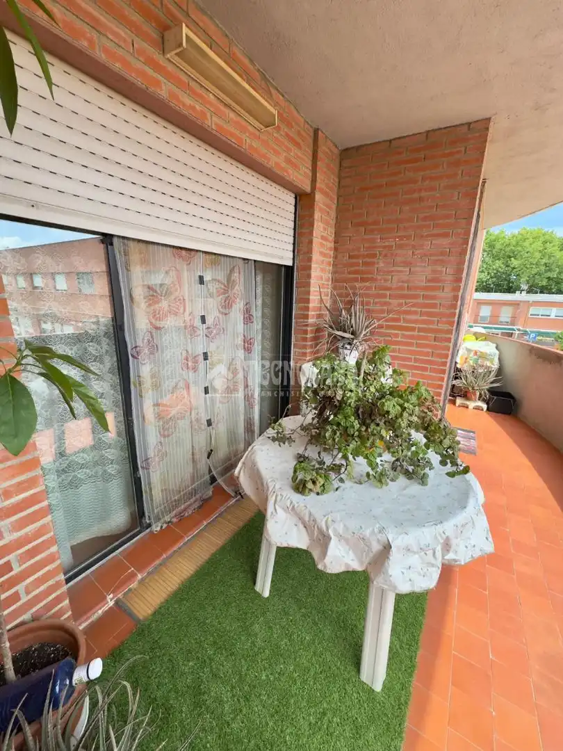 Balcony of Flat for sale in Madrid
