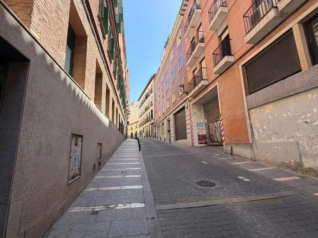 Außenansicht von Wohnung zur Miete in Madrid