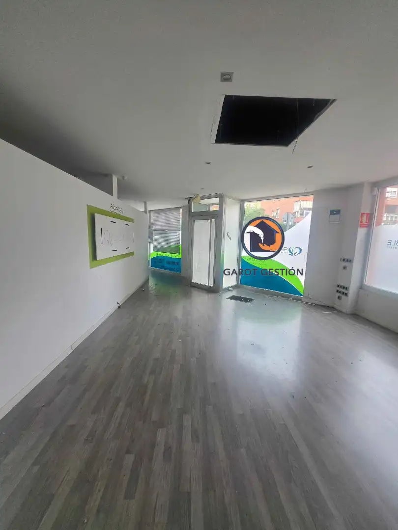 Local en venda en Alcorcón amb Aire condicionat, Calefacció i Parquet