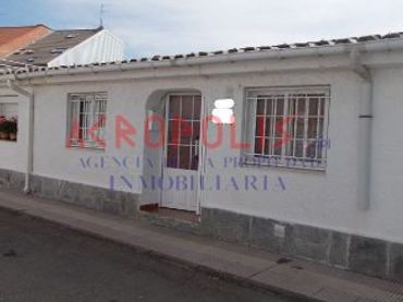 Casa en venda a Valdefresno