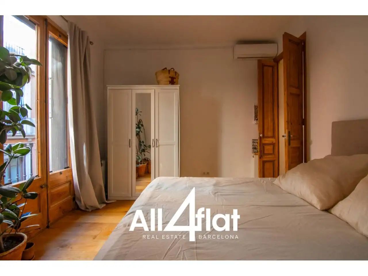 Flat with terrace for sale in Calle Notariat, imagen 17