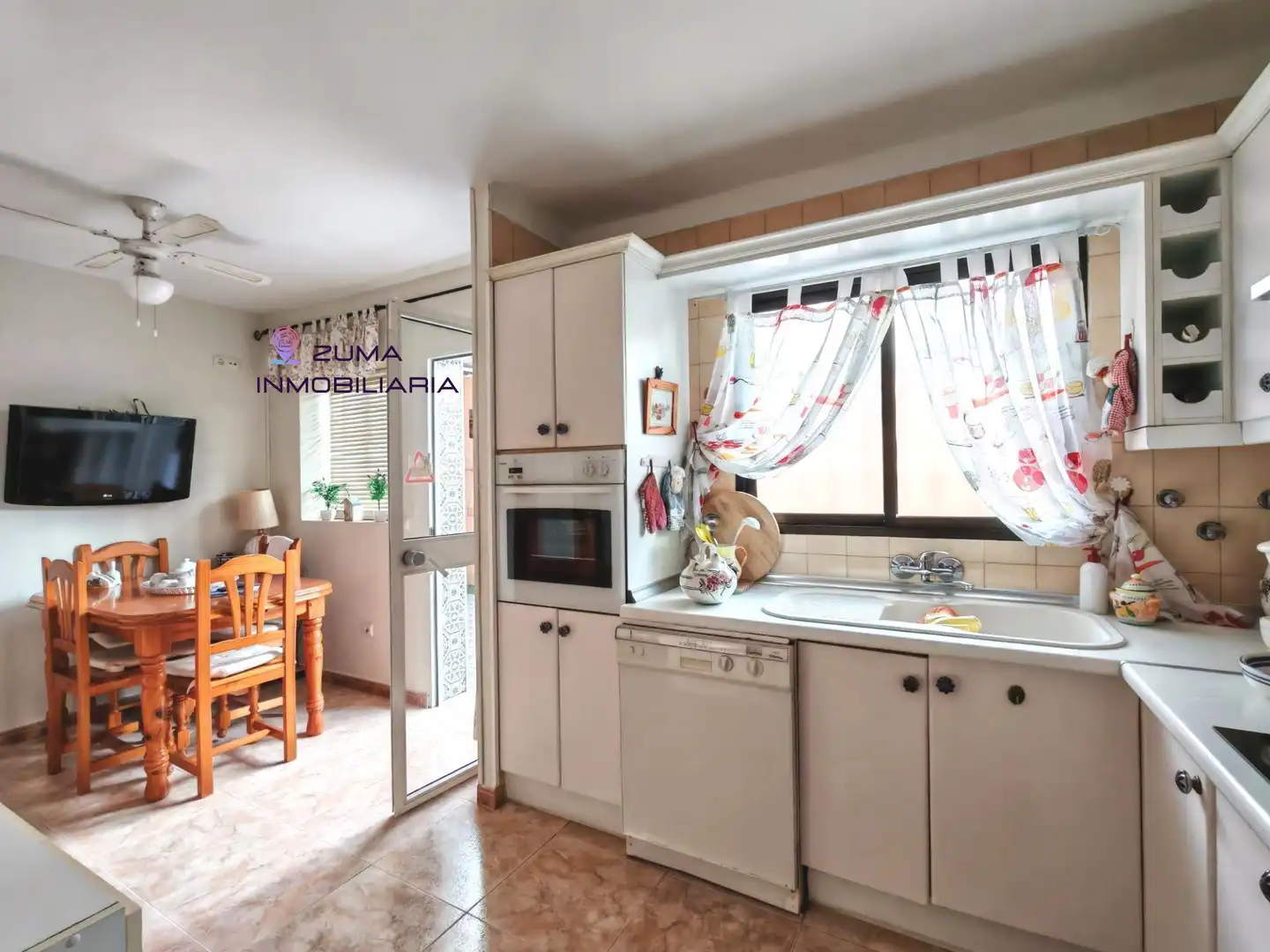 Cocina de Casa adosada en venta en Churriana