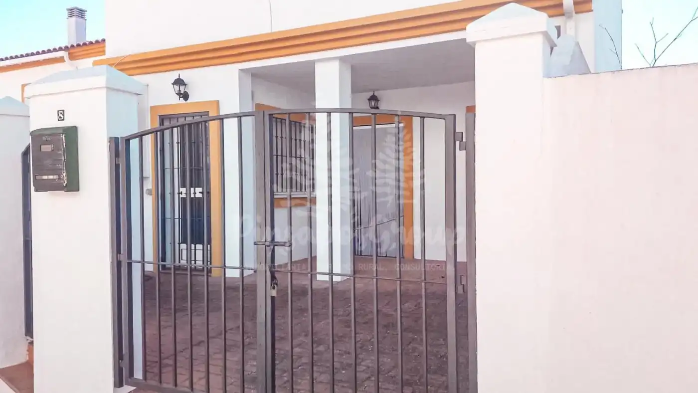 Adosado con terraza en venta en Yunquera, imagen 7
