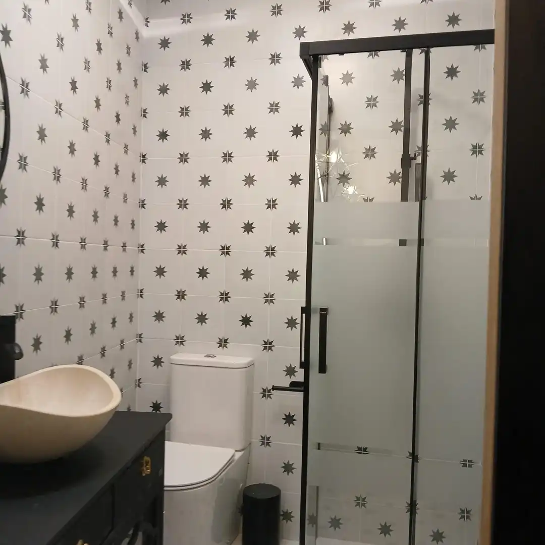 Baño de Piso en venta en Cádiz con Aire acondicionado, Amueblado y Balcón