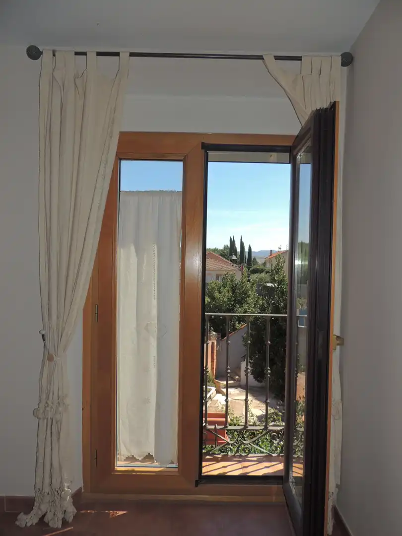 Habitación de Casa adosada en venta en Yunquera de Henares con Terraza y Balcón