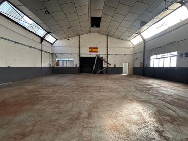 Nave industrial en venta en Crevillent