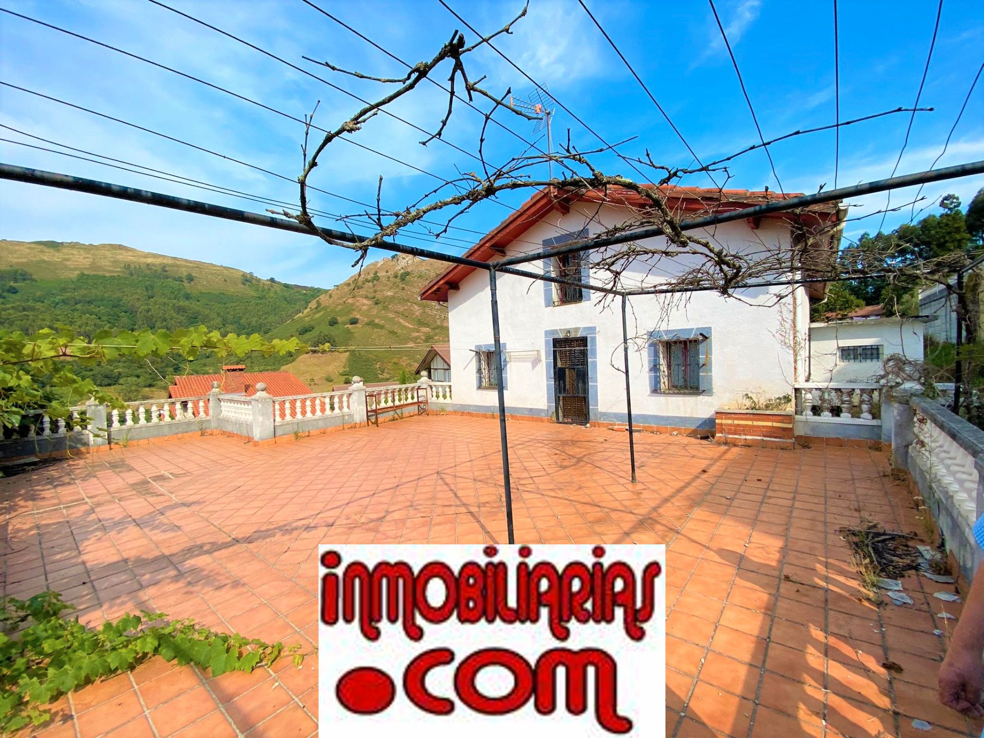 Exterior view of Country house for sale in Castro-Urdiales  with Heating, Private garden and Terrace