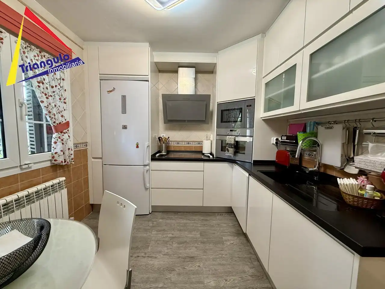 Cocina de Casa o chalet en venta en Otero de Herreros con Calefacción y Jardín privado