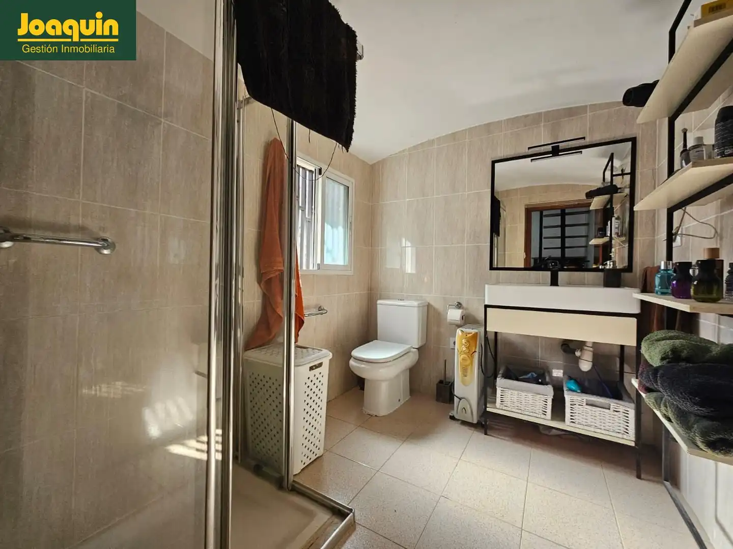 Bathroom of Houses for sale in Córdoba