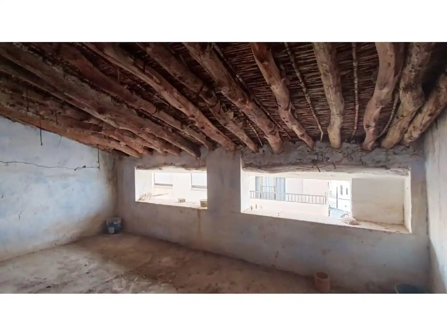 Casa o xalet en venda en Villar del Arzobispo amb Terrassa i Balcó