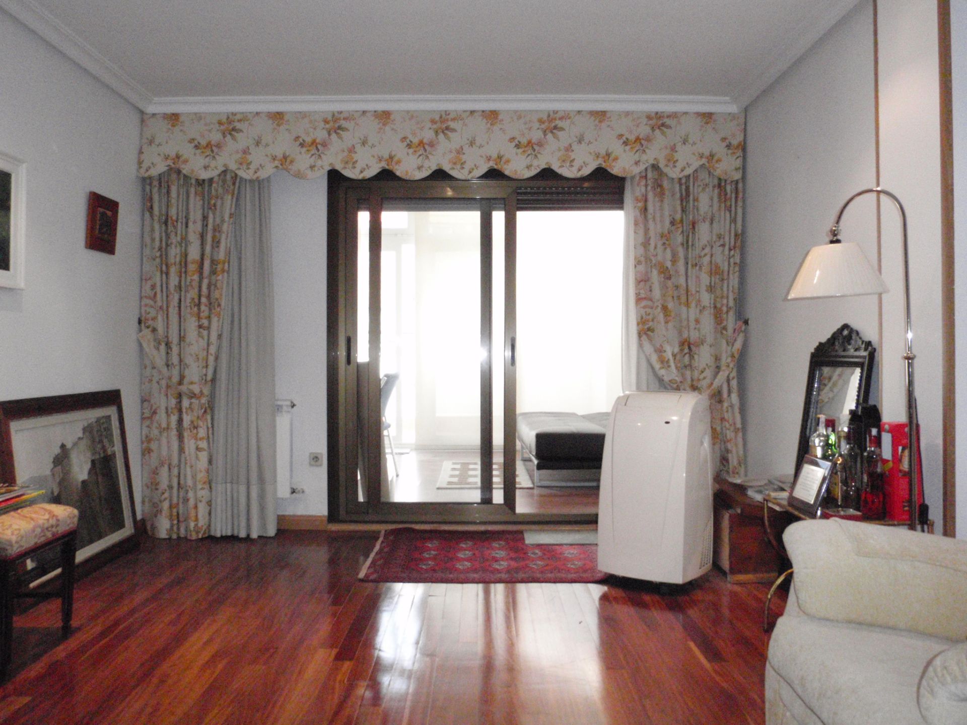 Dormitori de Àtic en venda en Cuenca Capital amb Calefacció, Parquet i Terrassa
