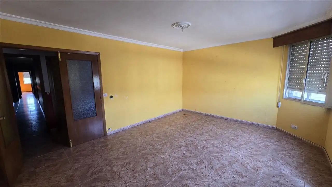 Habitación de Piso en venta en Narón