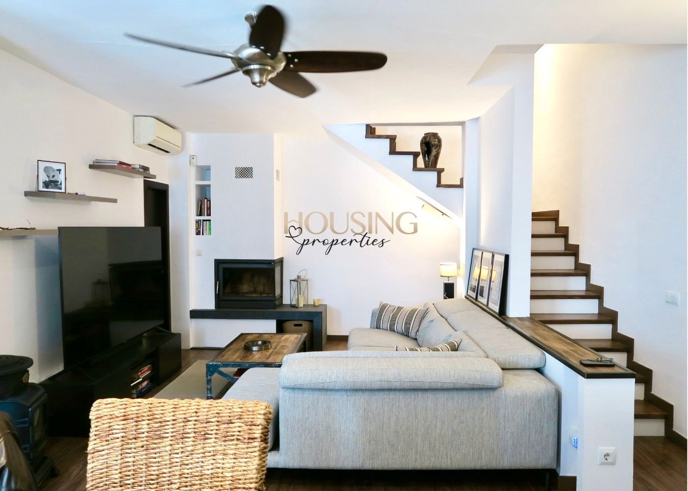 Living room of Single-family semi-detached for sale in  Palma de Mallorca  with Air Conditioner, Terrace and Storage room