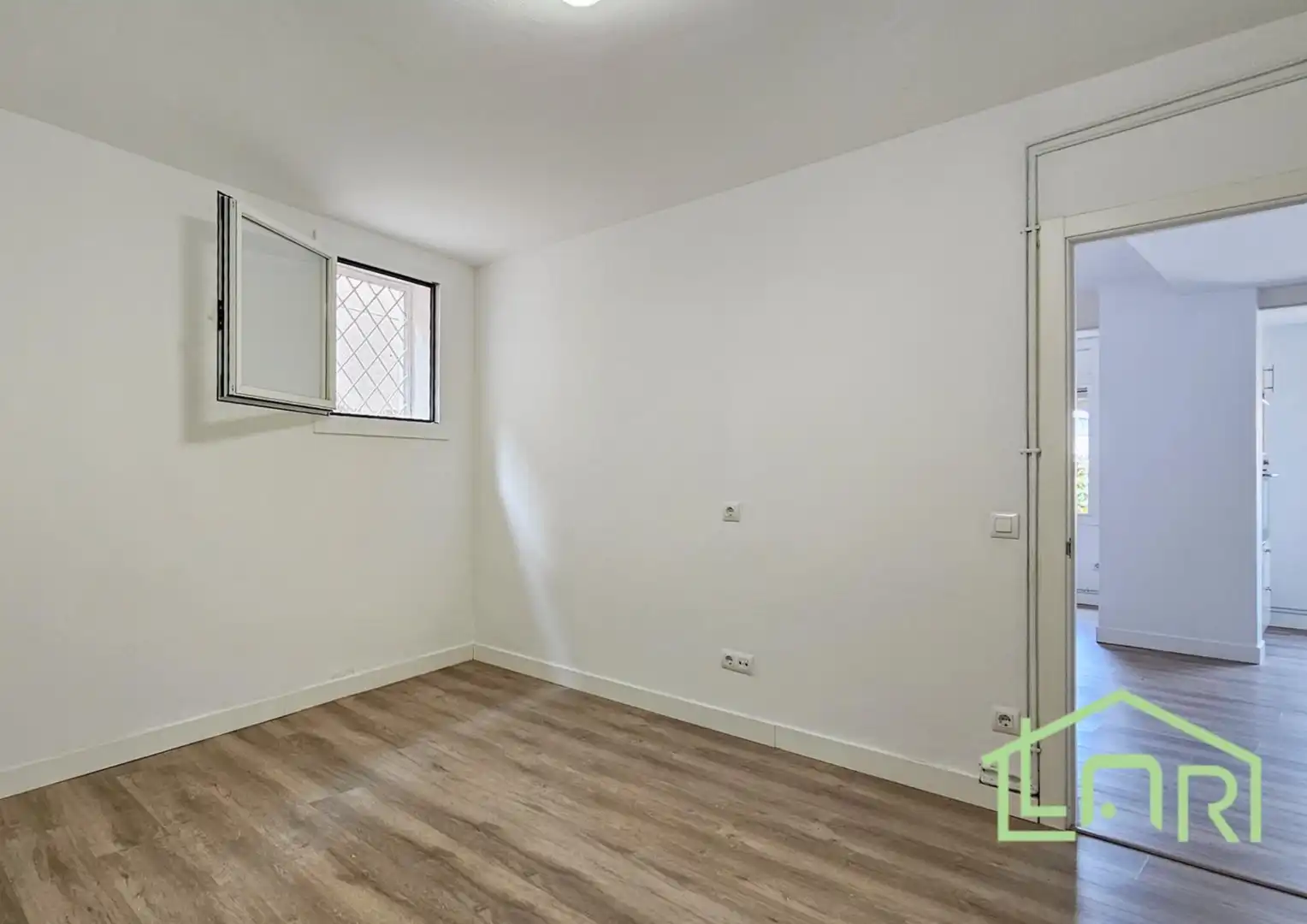 Dormitori de Casa o xalet en venda en Sant Just Desvern amb Calefacció, Jardí privat i Parquet