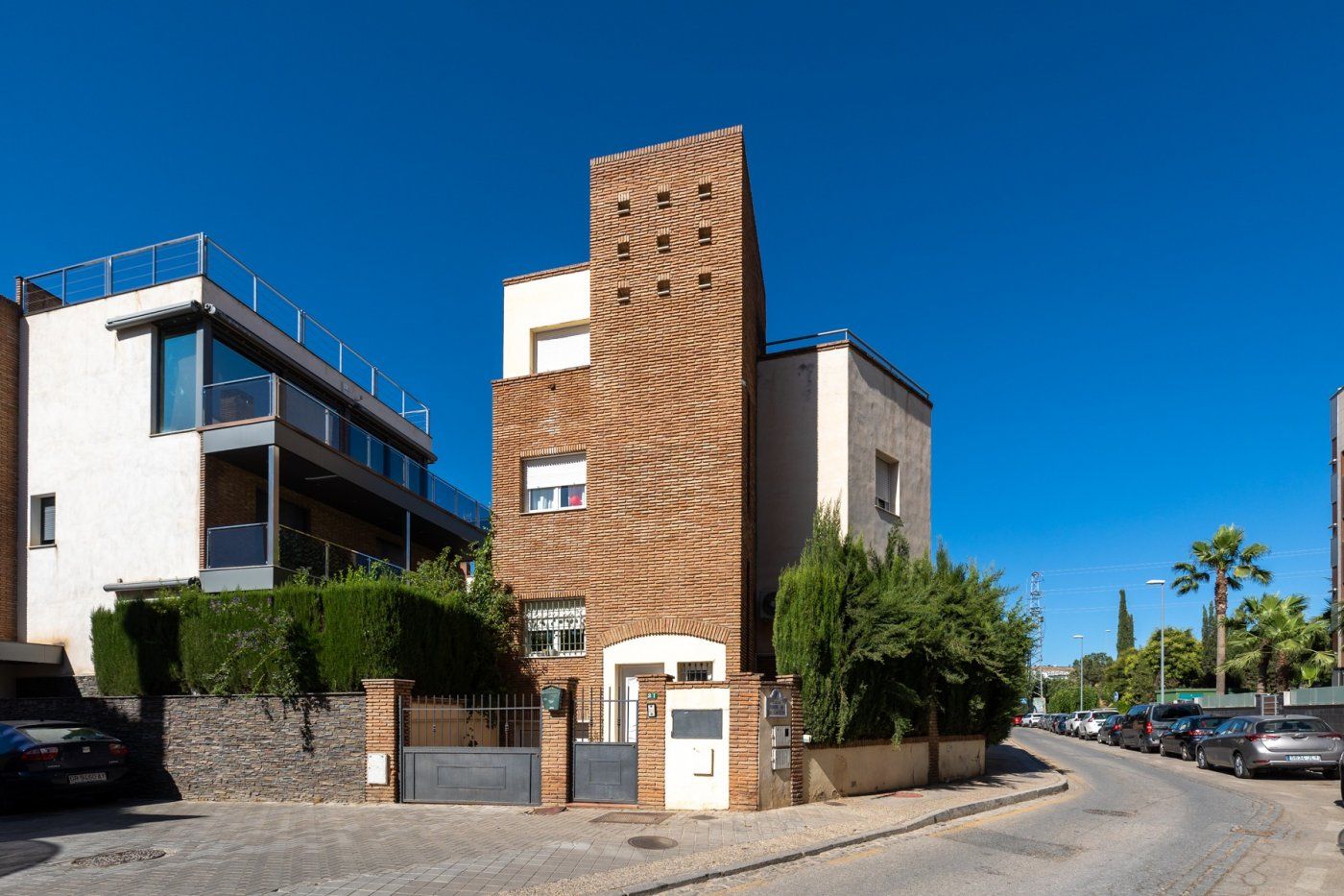 Vista exterior de Casa o xalet en venda en  Granada Capital amb Calefacció, Jardí privat i Terrassa