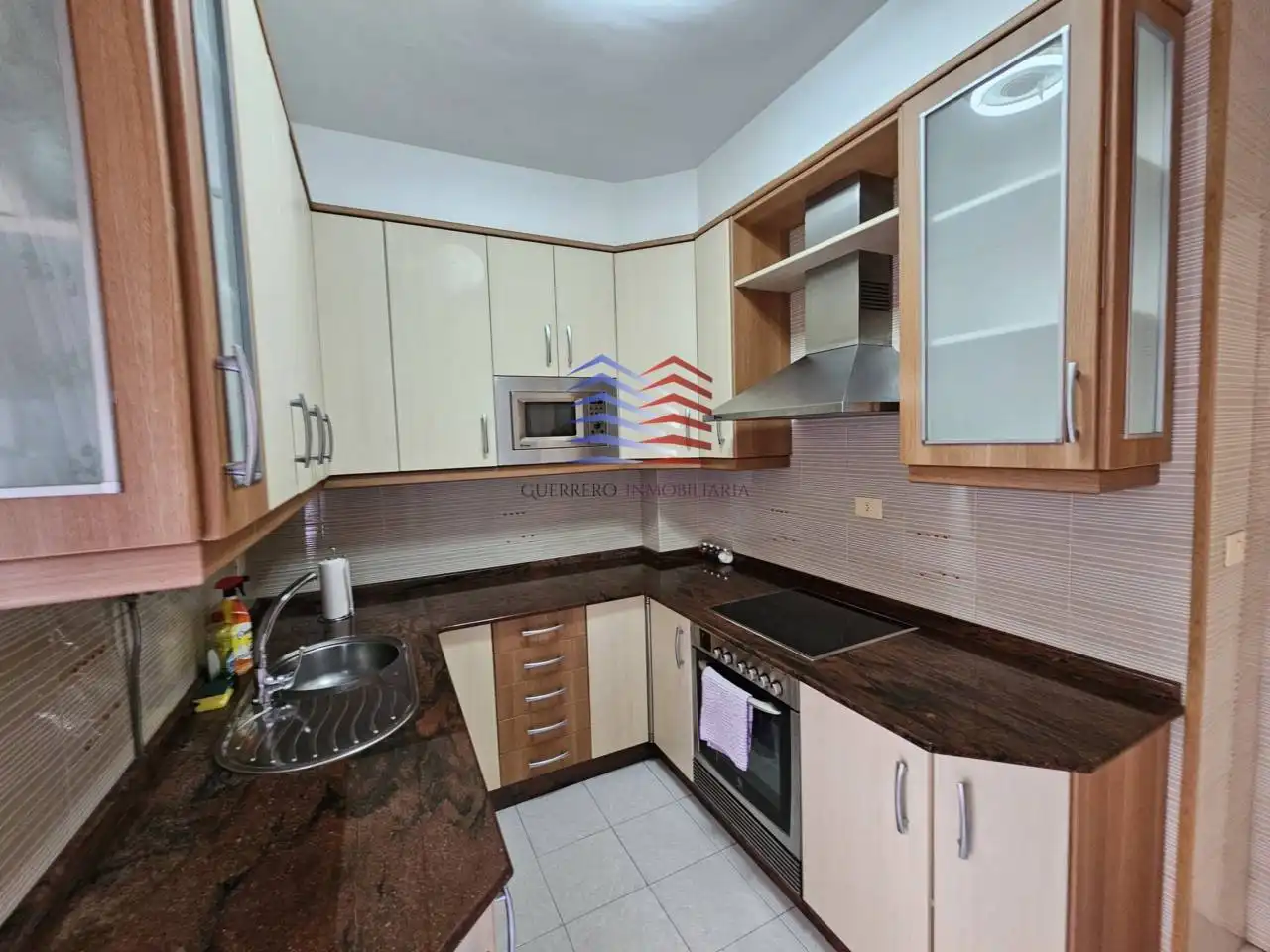 Cocina de Piso de alquiler en Ourense Capital  con Calefacción, Amueblado y Balcón