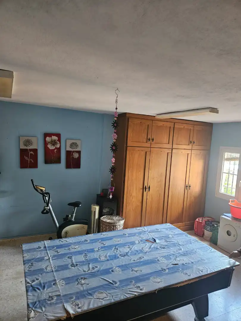 Dormitori de Casa o xalet en venda en La Línea de la Concepción amb Jardí privat, Terrassa i Traster