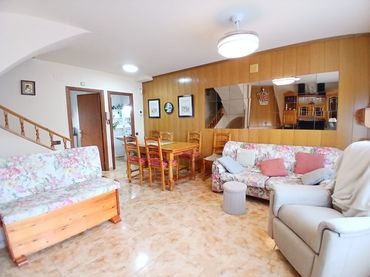 House with pool for sale in Els Munts