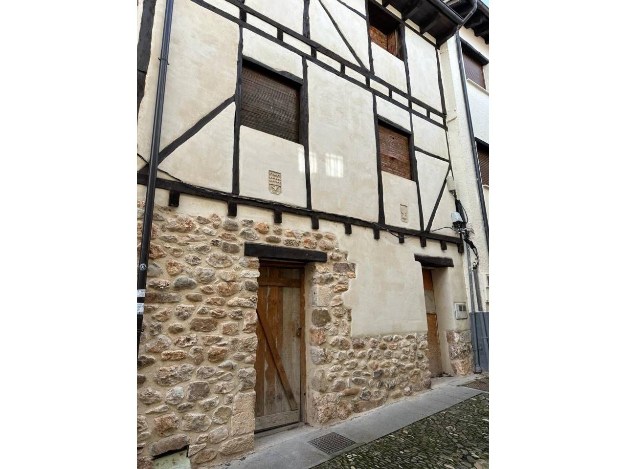 Vista exterior de Casa adosada en venda en Covarrubias