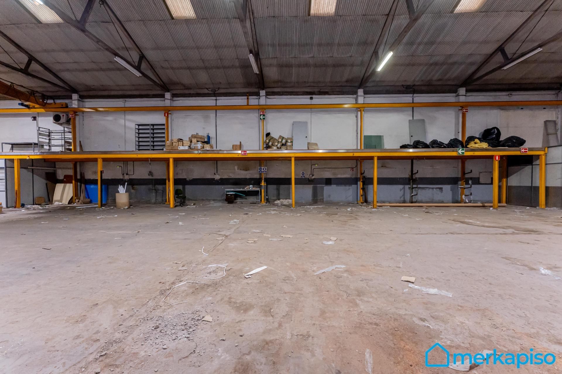 Nau industrial en venda en Viladecans