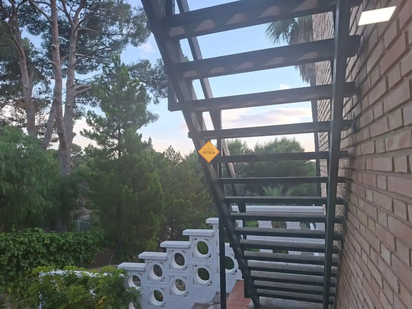 Terrassa de Casa o xalet en venda en Náquera amb Piscina i Piscina comunitària