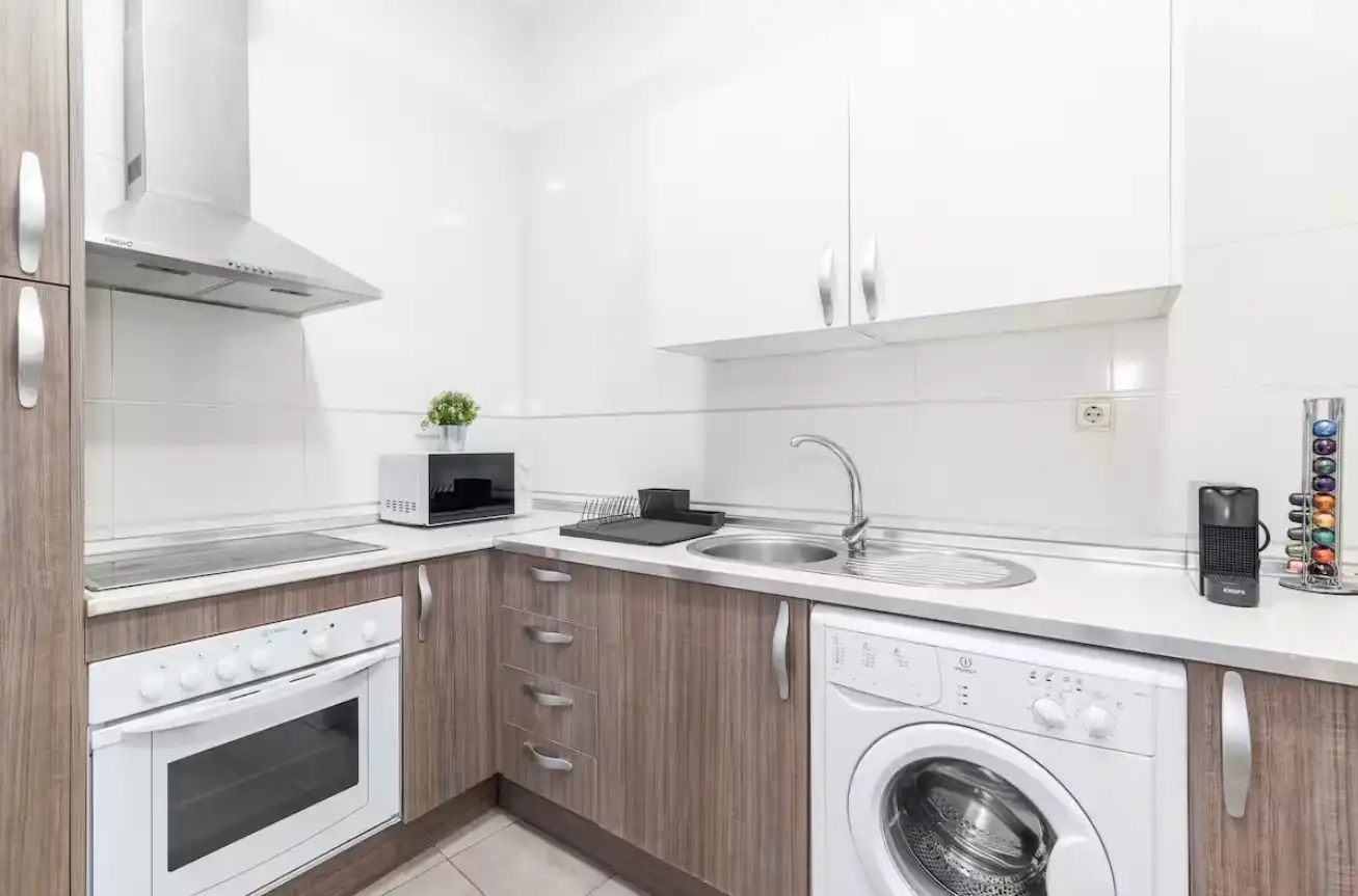 Cuina de Apartament de lloguer en Granada amb Aire condicionat, Calefacció i Parquet
