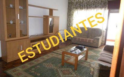 Living room of Flat to rent in Vigo   with Parquet flooring and Balcony