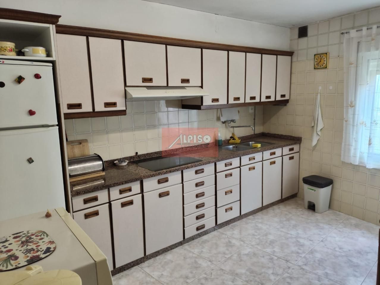 Kitchen of Single-family semi-detached for sale in Ourense Capital   with Parquet flooring and Furnished