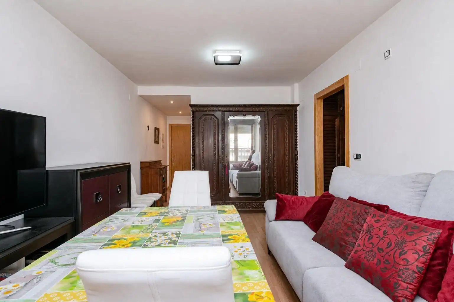 Living room of Flat for sale in La Zubia  with Air Conditioner