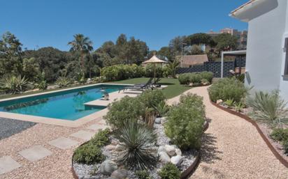 Garden of House or chalet for sale in Marbella  with Air Conditioner, Terrace and Swimming Pool