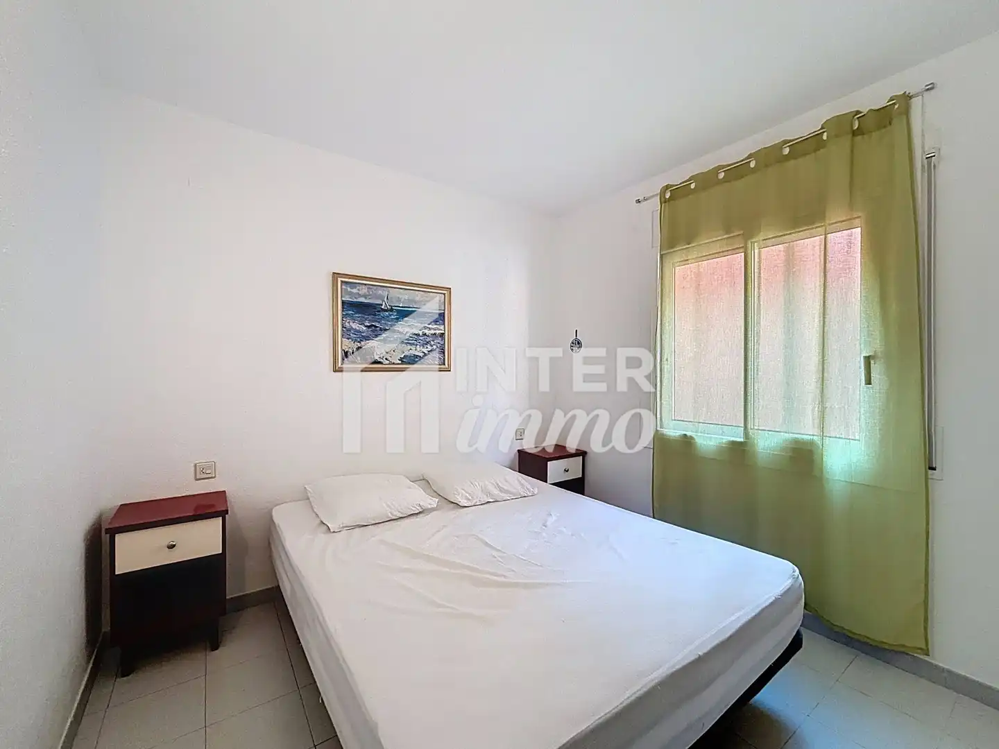 Dormitori de Apartament en venda en Centre