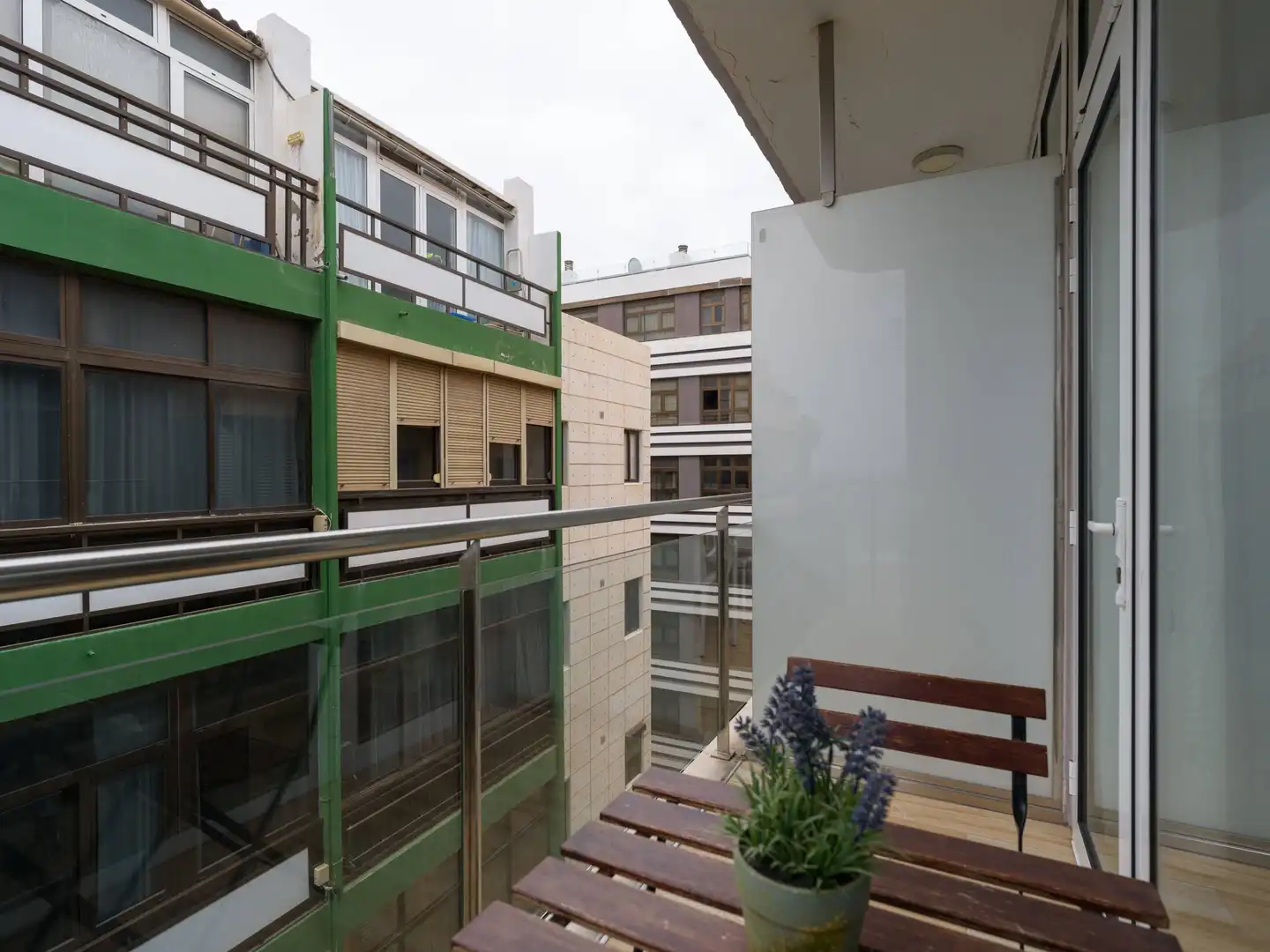 Terrassa de Estudi en venda en Las Palmas de Gran Canaria amb Terrassa, Moblat i Balcó