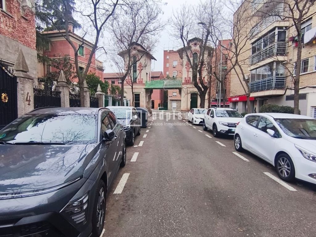 Exterior view of Garage for sale in  Madrid Capital