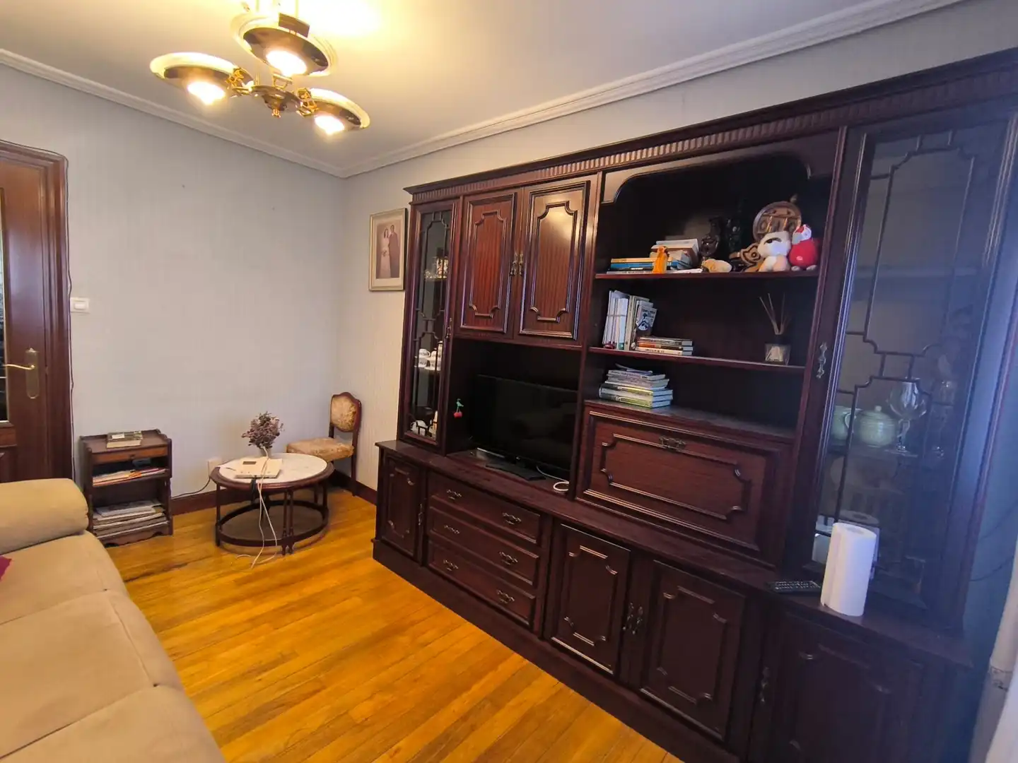 Sala de estar de Piso en venta en Bilbao  con Calefacción, Parquet y Amueblado
