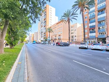 Wohnung mit Aufzug zum Verkauf in Calle Alameda san anton 27