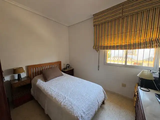 Habitación de Casa o chalet en venta en Algeciras con Aire acondicionado, Jardín privado y Terraza
