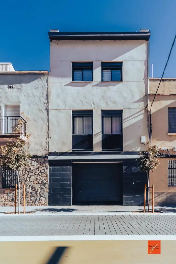 Vista exterior de Casa adosada en venta en Tortosa con Calefacción y Terraza