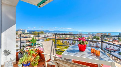 Foto 2 de Apartamento en venta en Playamar - Benyamina, Torremolinos