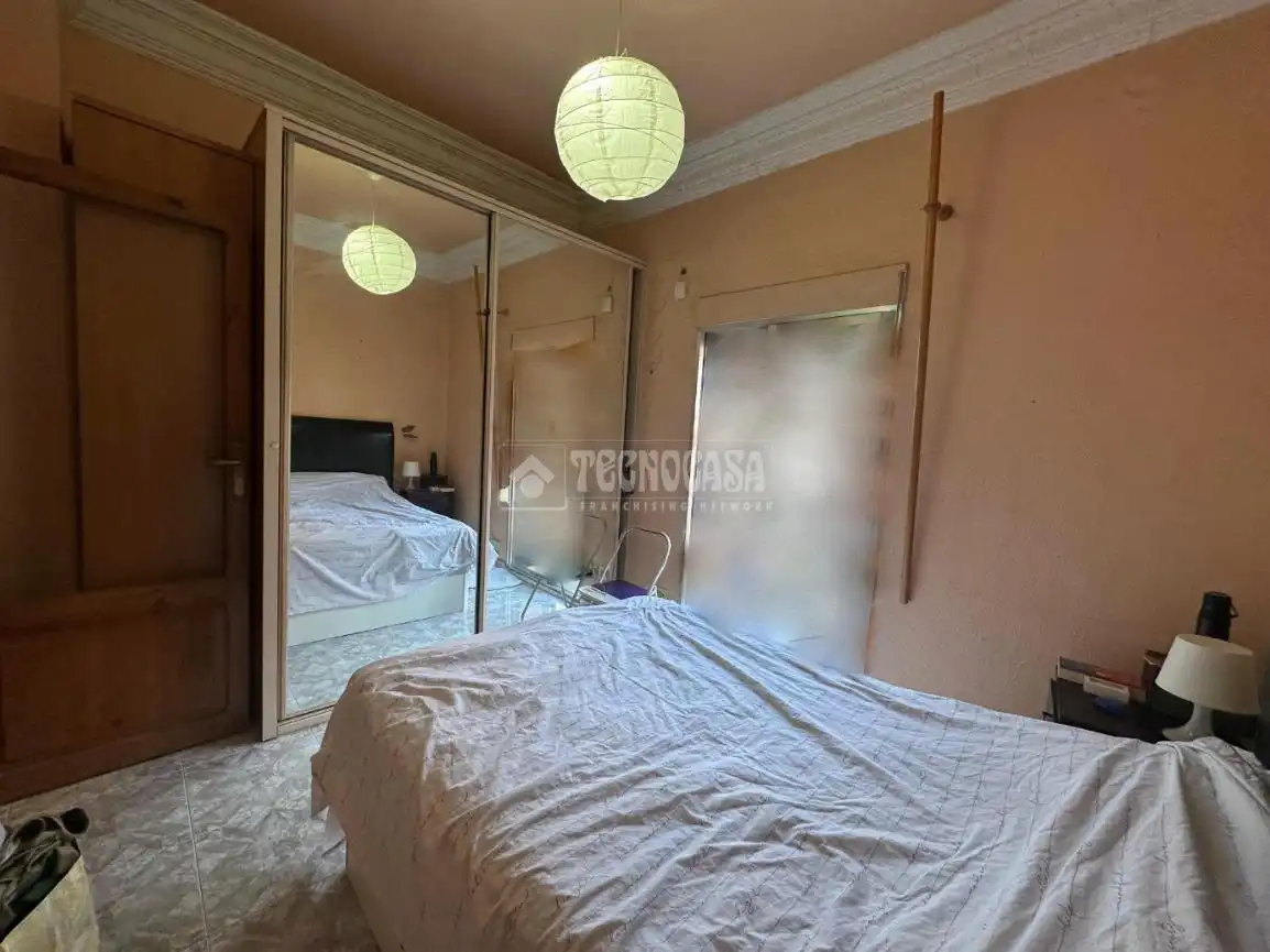 Habitación de Piso en venta en Valencia con Balcón