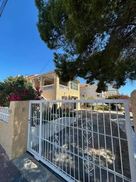 Villa avec terrasse à vendre à Los Balcones - Los Altos