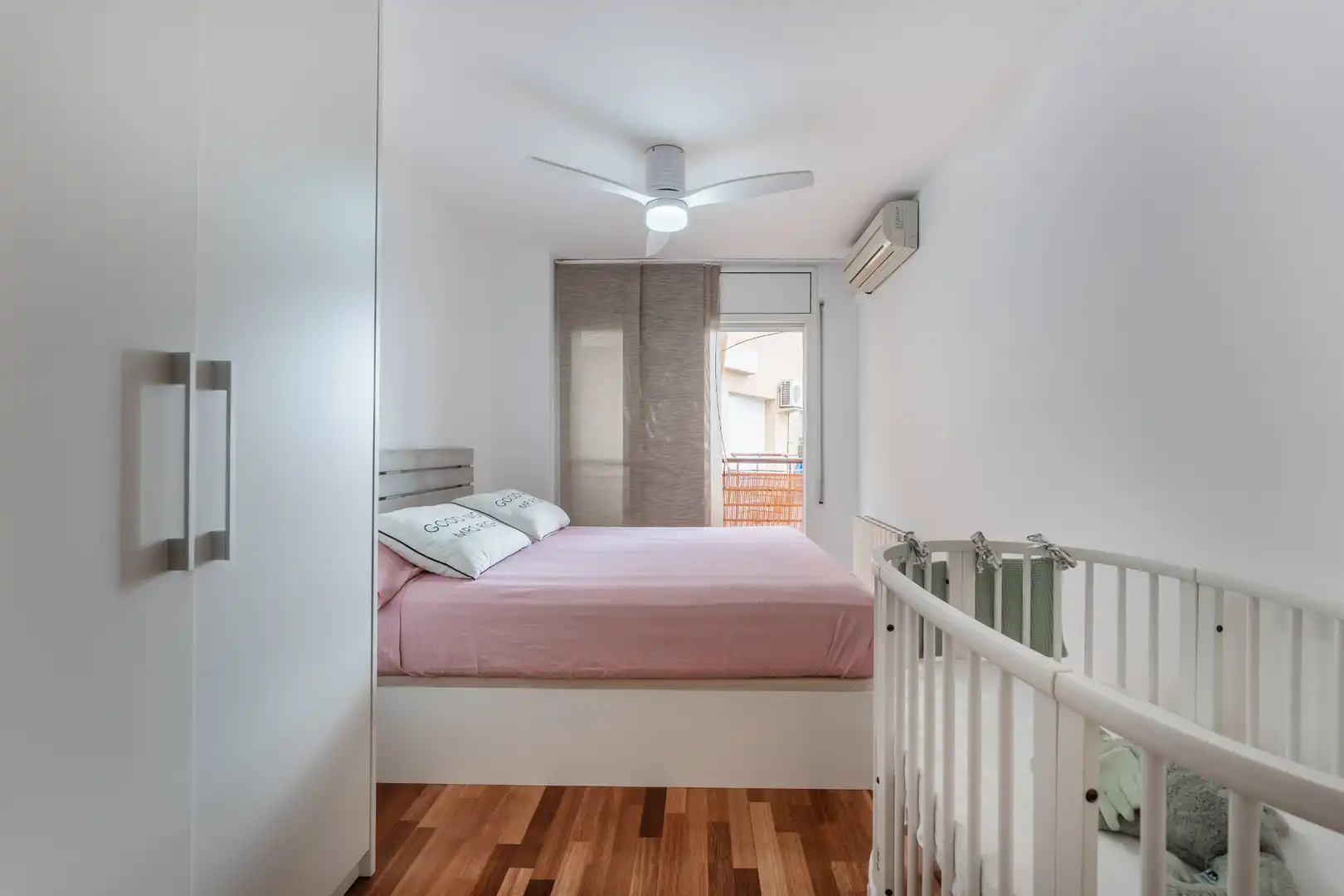 Bedroom of Flat for sale in Can Illa
