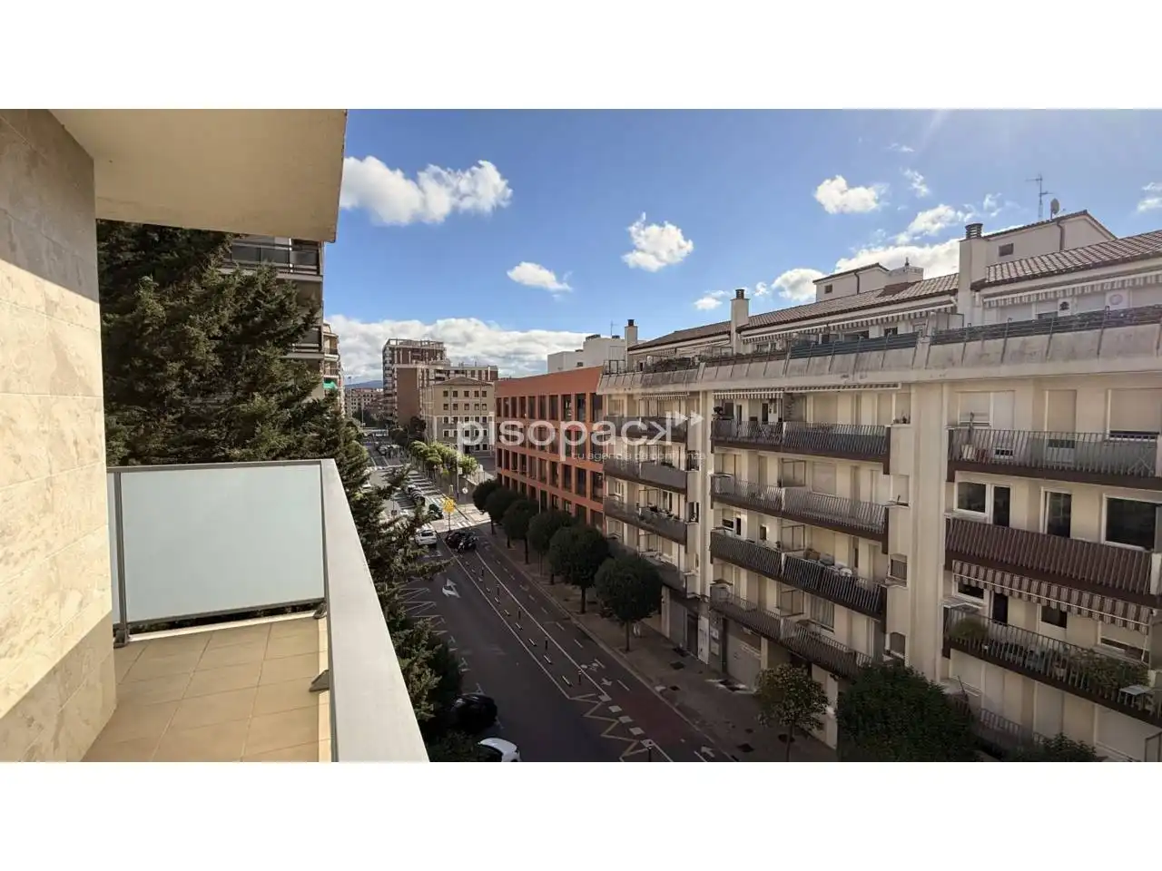 Vista exterior de Piso en venta en  Pamplona / Iruña con Aire acondicionado, Terraza y Trastero