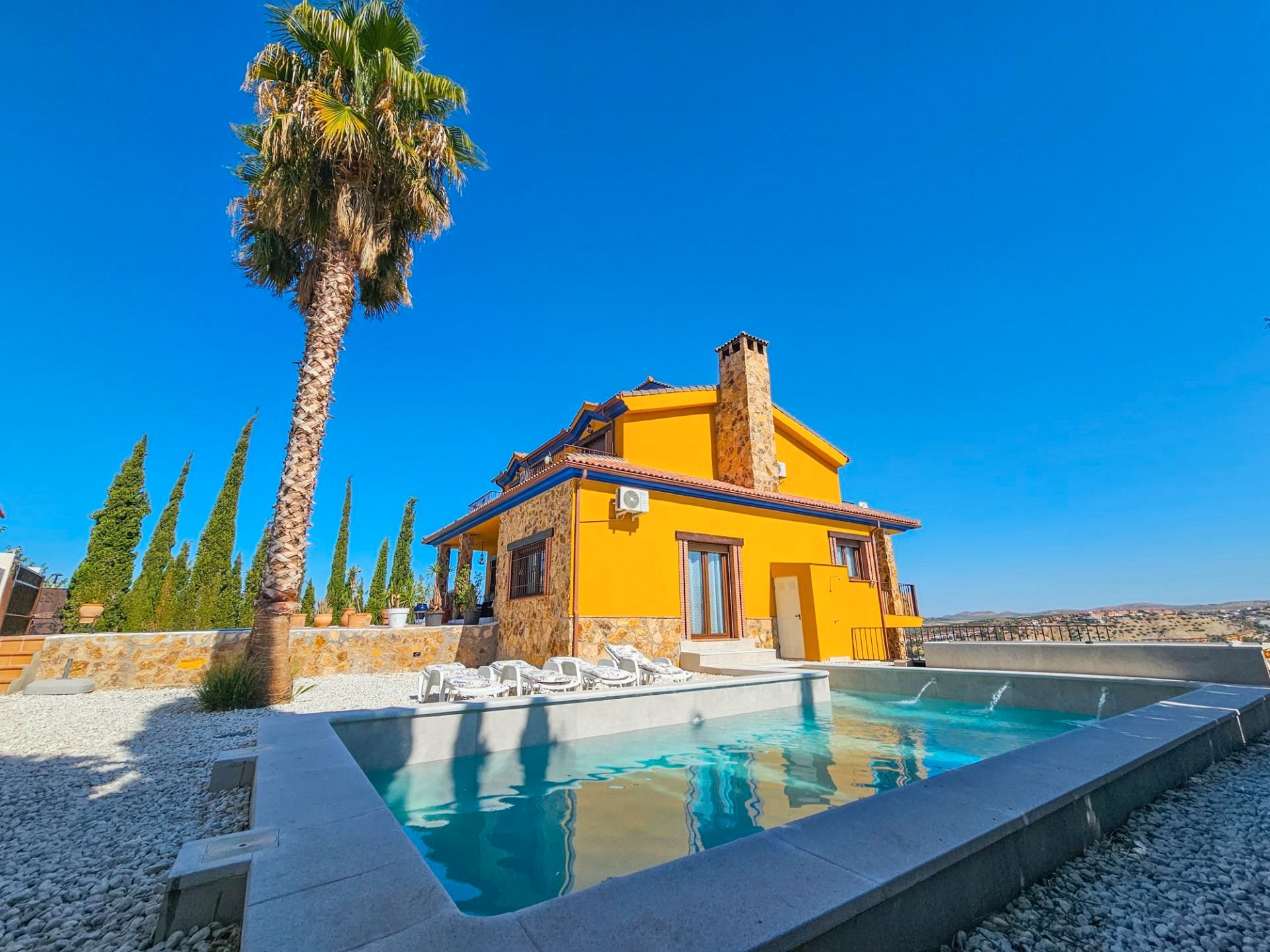 Swimming pool of House or chalet for sale in La Guardia de Jaén  with Air Conditioner, Heating and Private garden