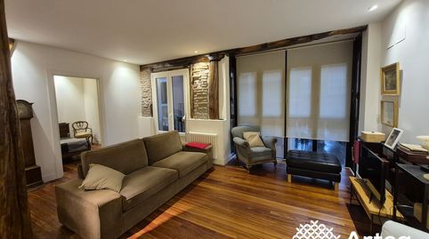 Foto 3 de Piso en venta en Kapelagile Kalea, Casco Viejo, Bilbao