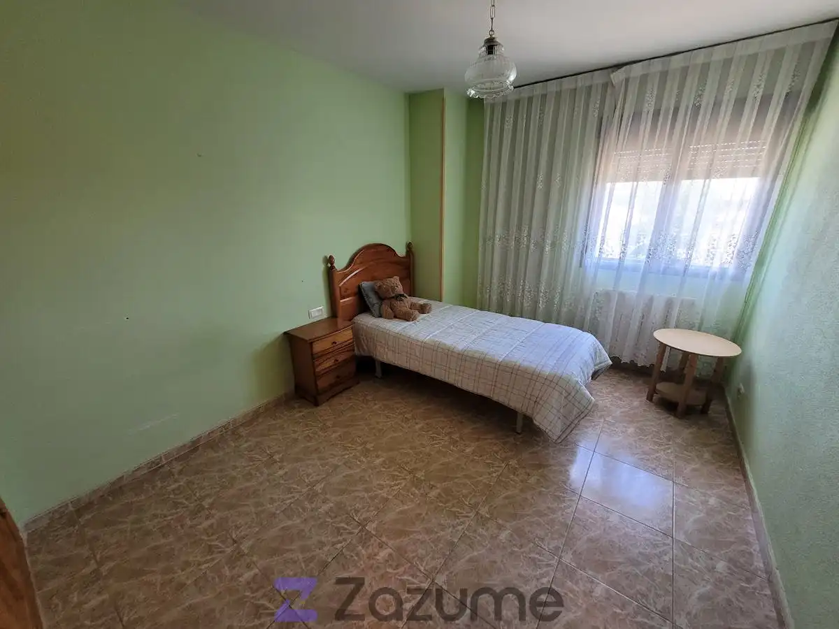 Schlafzimmer von Wohnung zur Miete in San Cristóbal de Segovia mit Heizung, Möbliert und Ofen