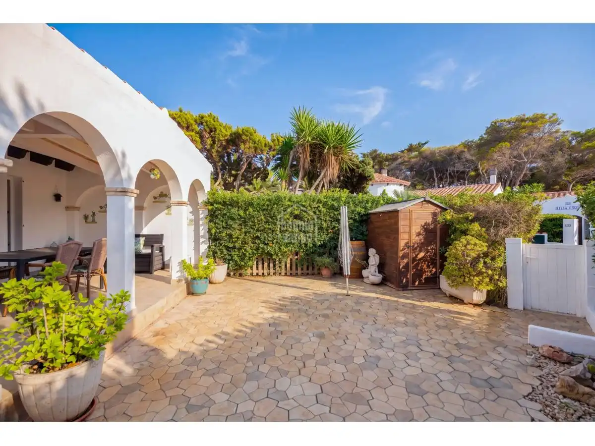Apartamento con piscina en venta en Cala en Blanes, imagen 2