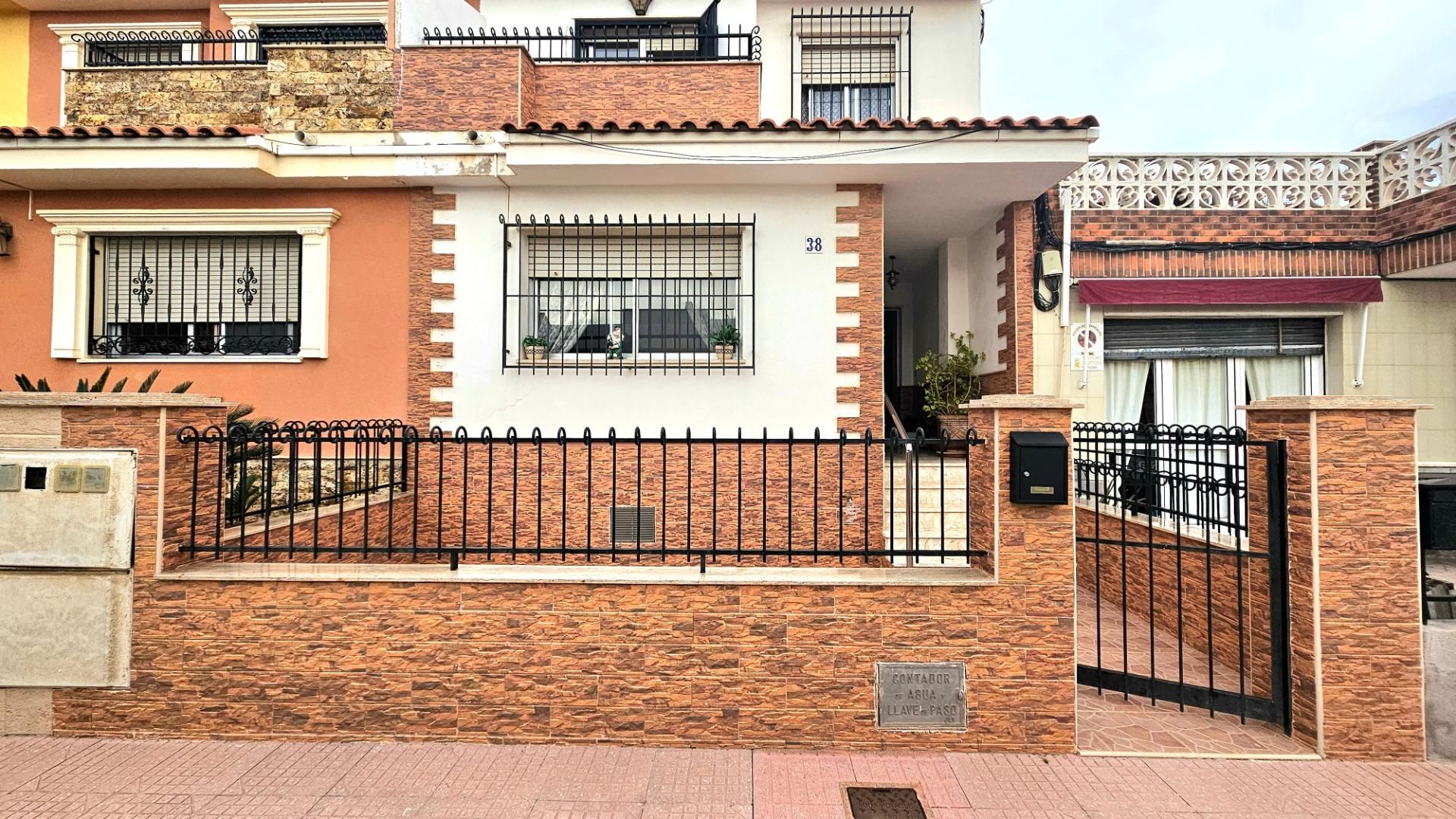 Exterior view of House or chalet for sale in Cartagena  with Air Conditioner, Private garden and Terrace