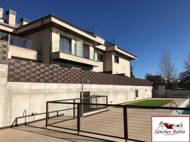 Flat with pool to rent in La Navata