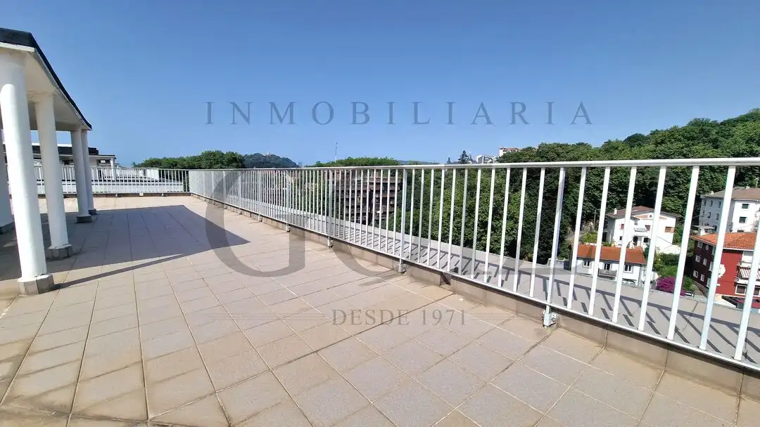 Flat with terrace for sale in Antiguo, imagen 32